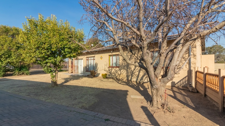 3 Bedroom Property for Sale in Tuinhof Free State